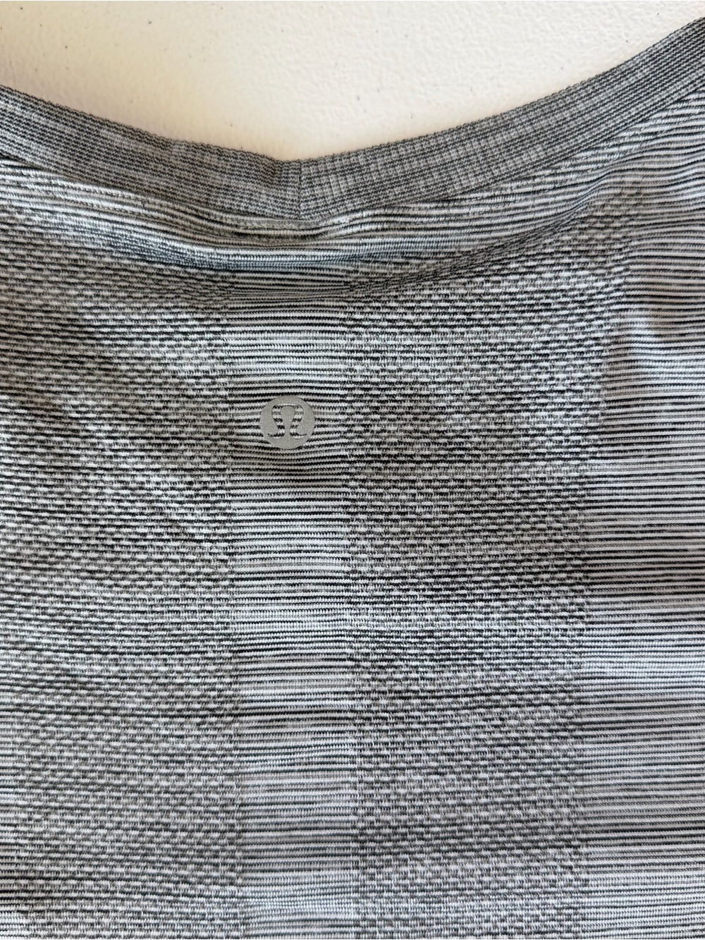 Lululemon Long Sleeve Size 10 - Picture 7 of 8